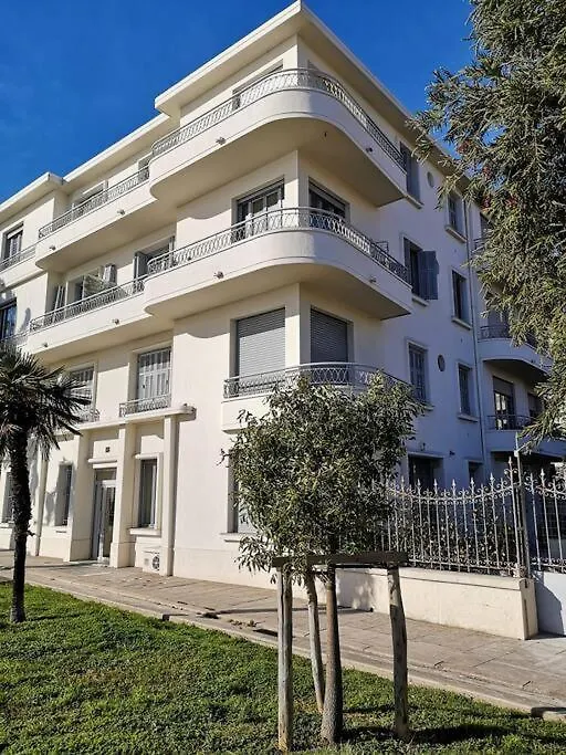 Beach Front, Superbe Appartement Pour 4 Personnes Nizza 0*,