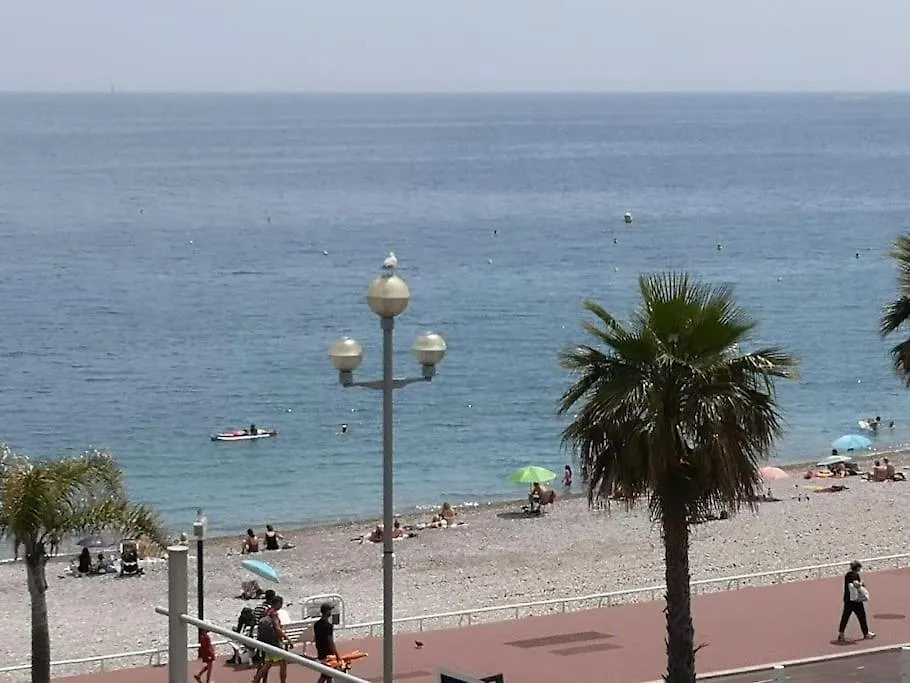 Apartment Beach Front, Superbe Appartement Pour 4 Personnes Nice