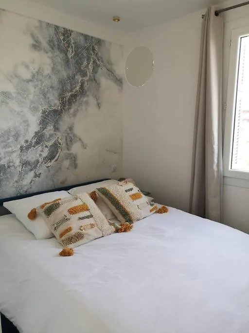 Beach Front, Superbe Appartement Pour 4 Personnes Nice
