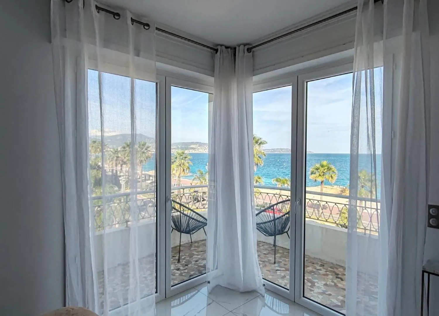 Apartment Beach Front, Superbe Appartement Pour 4 Personnes Nice